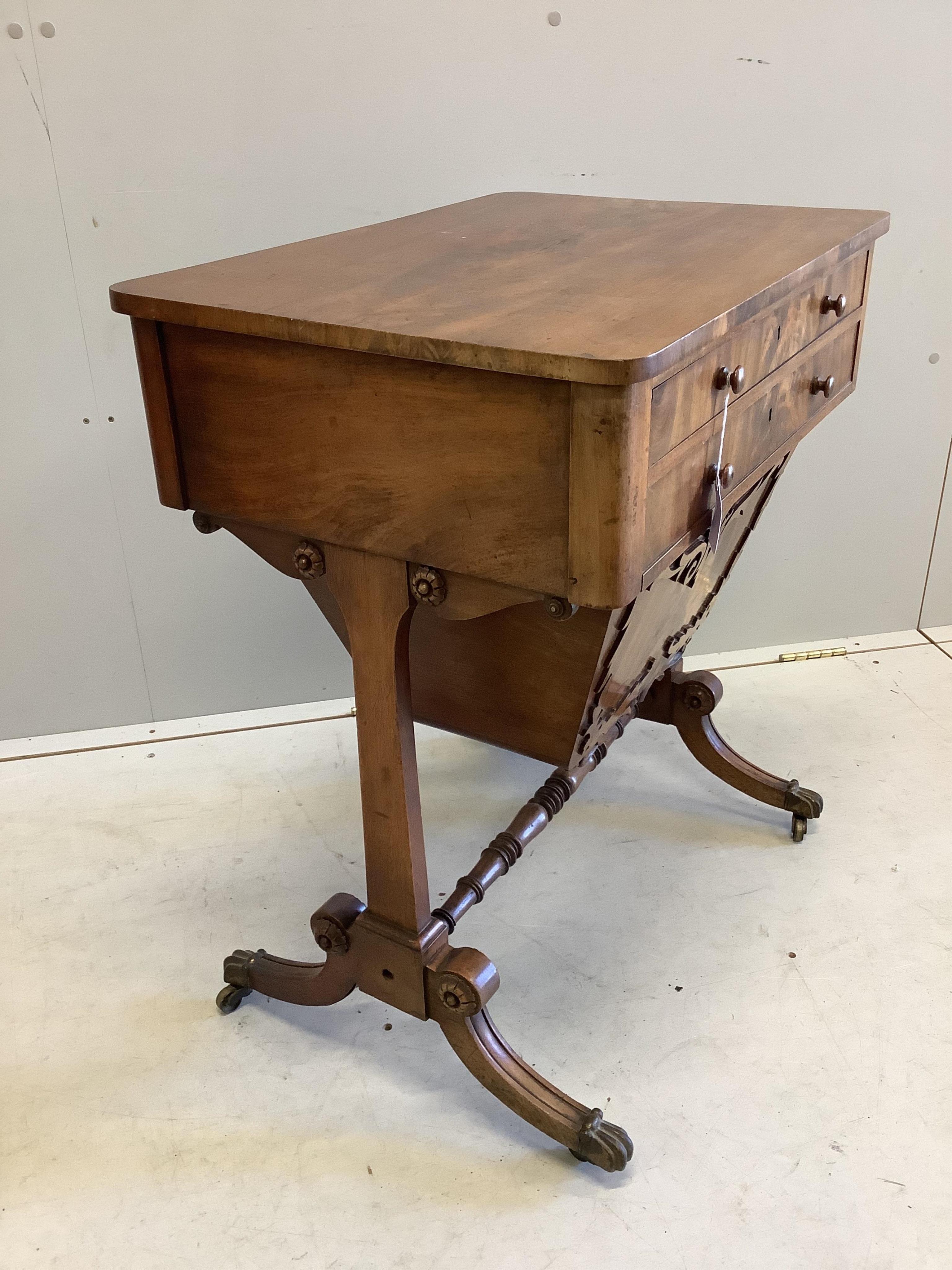 A Regency mahogany work table, width 61cm, depth 44cm, height 72cm